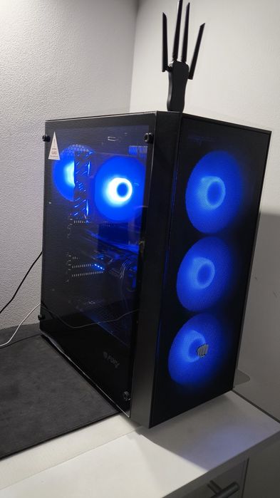 PC ARGB GRY AMD Ryzen 7 5700x 8/16 DDR4 16GB RX7900 16GB 1200W 3TB Win11