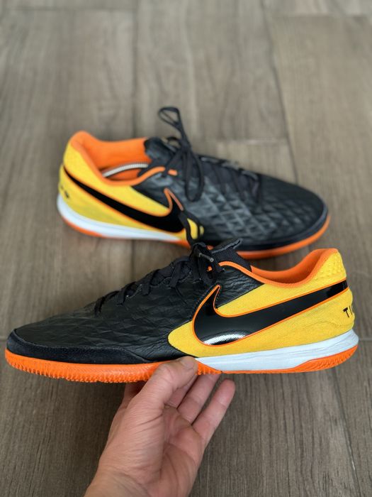 Nike React Legend 8 Pro IC AT6134-008