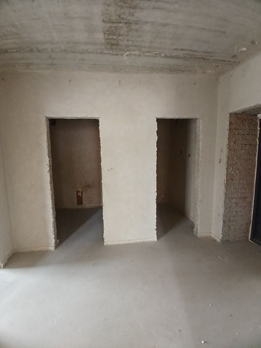 Продам 2к квартиру Івасюка Бк Вамбуд