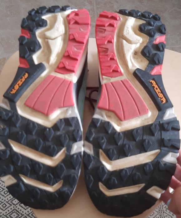 Ténis de trail Scarpa
