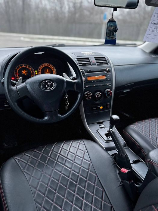 Продам Toyota Corolla