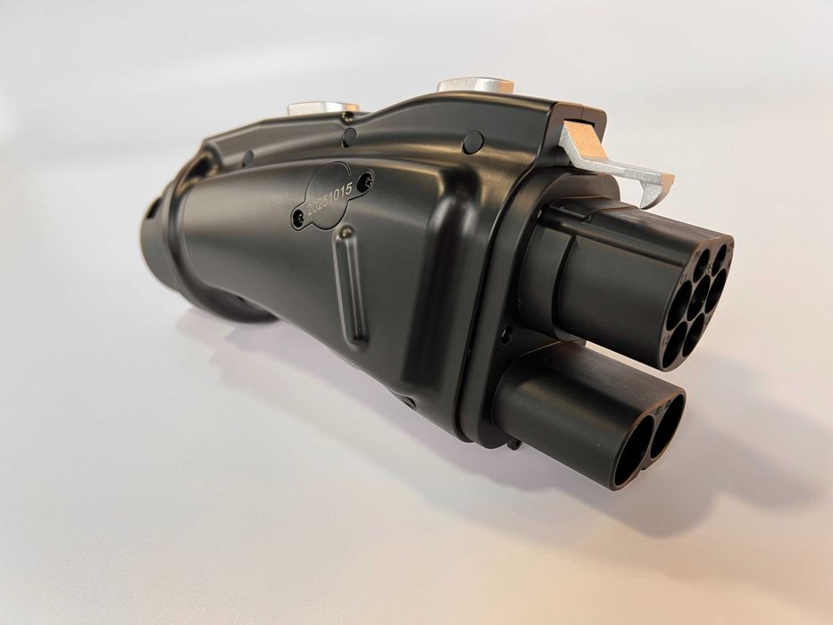 ЗНИЖКА !!! Адаптер CCS2 to GB/T для зарядки китайських електромобілів.