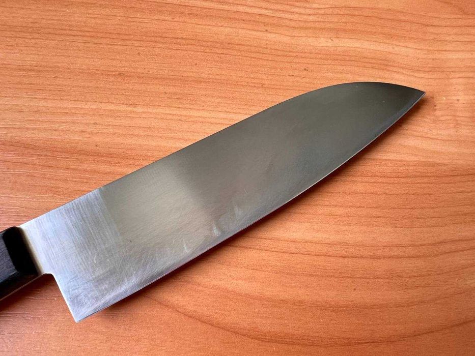 Кухонный японский нож Сантоку J.A.Henckels