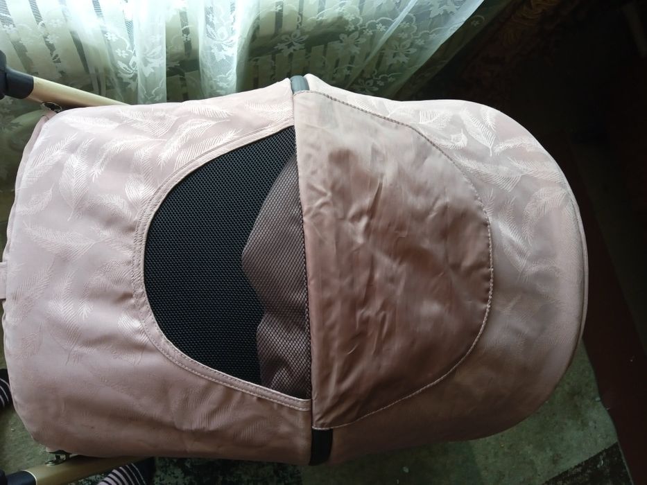 Коляска прогулочная Carello