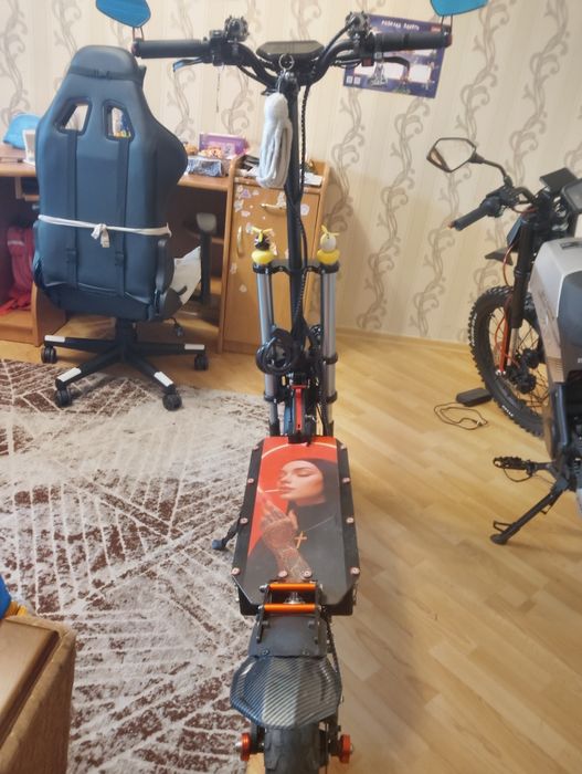 Продам електро самокат  65000грн