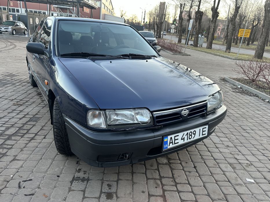 Продам нисан примера