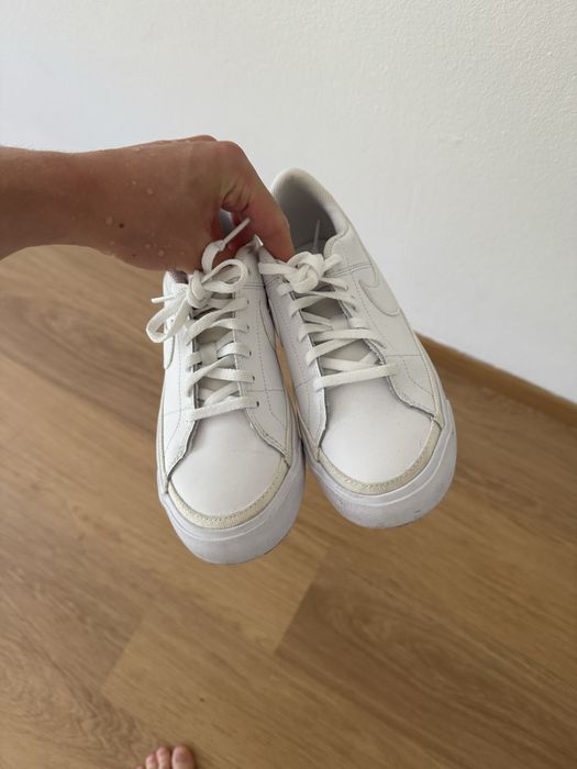 Оригінальні жіночі кеди nike найк