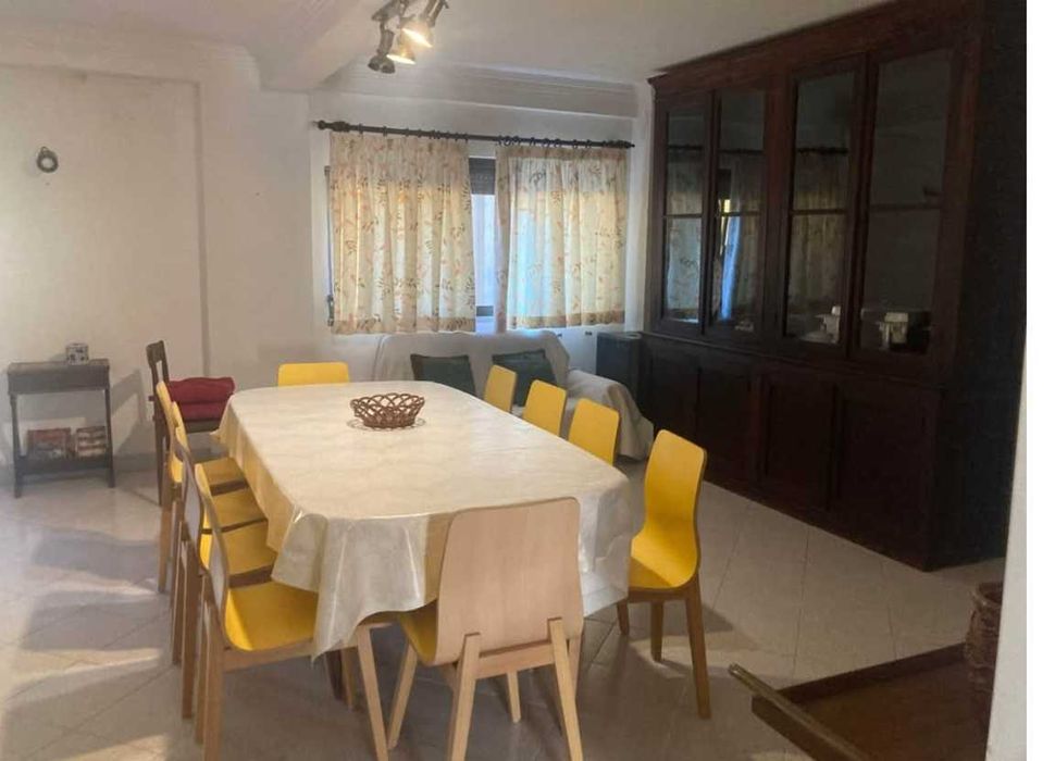 V4 para arrendar - Zona de Ferreira do Zêzêre