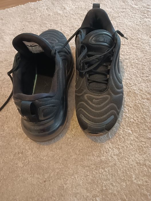 Tenis sapatilhas  -Pretas	Nike	Airmax 720*