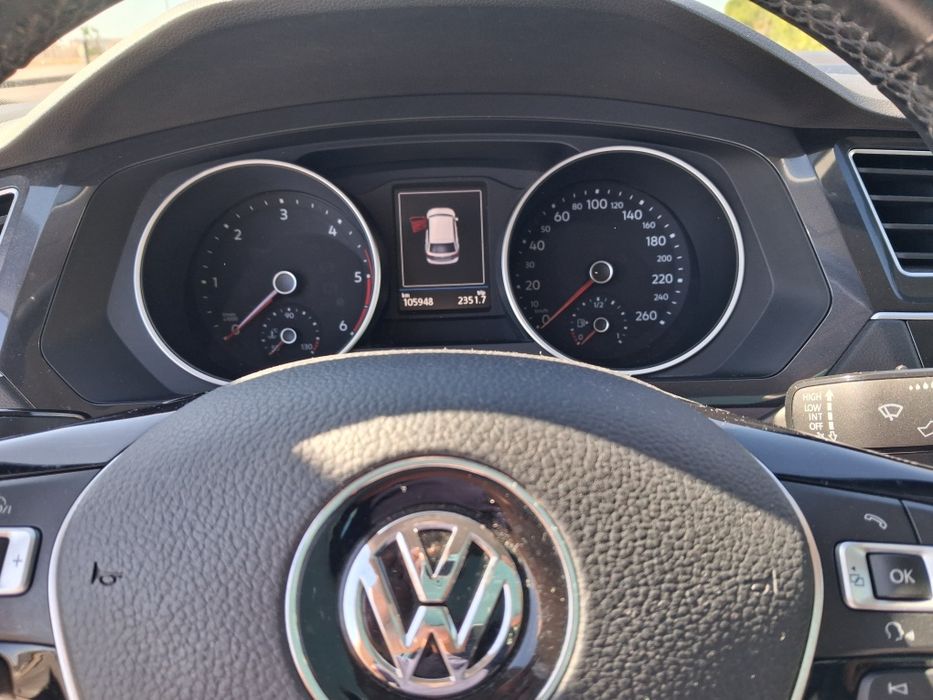 Volkswagen Tiguan — photo 5