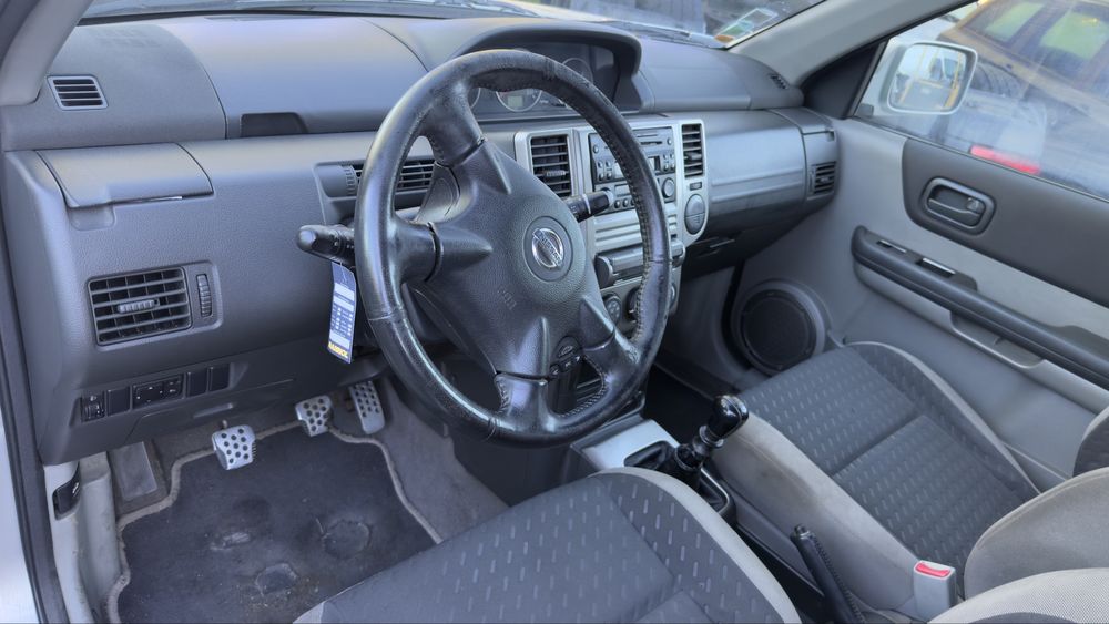 PARA PEÇAS NISSAN X-TRAIL 2.2 DCI ANO 2003