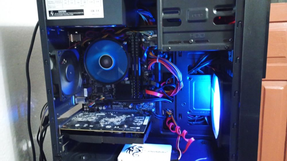 Игровой компьютер. Intel core i3-7100. GT 1030 2G. Gigabyte