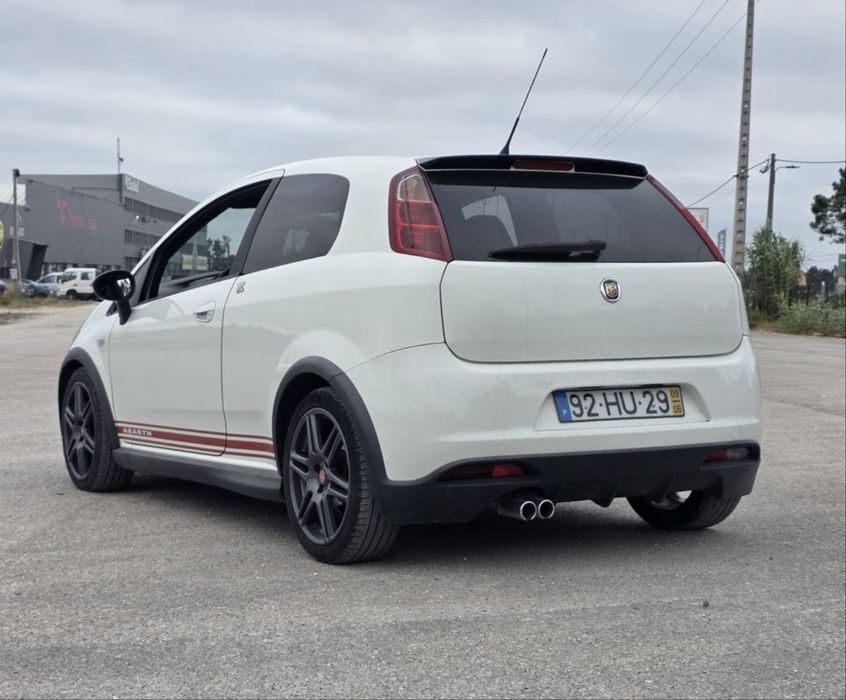 Fiat Punto Abarth aceito retomas