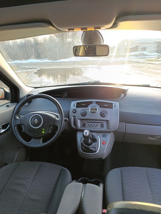 Renault Scenic II 2008 року 1.5 Дизельний Рено Сценік