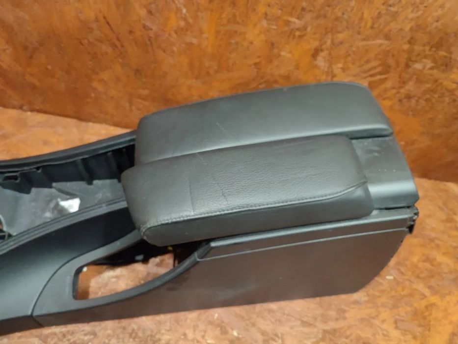 bmw e90 / e91 / e92 / e92 lci oryginalny podłokietnik dzielony + tune