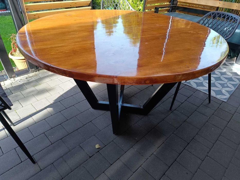 Sprzedam stół okrągły