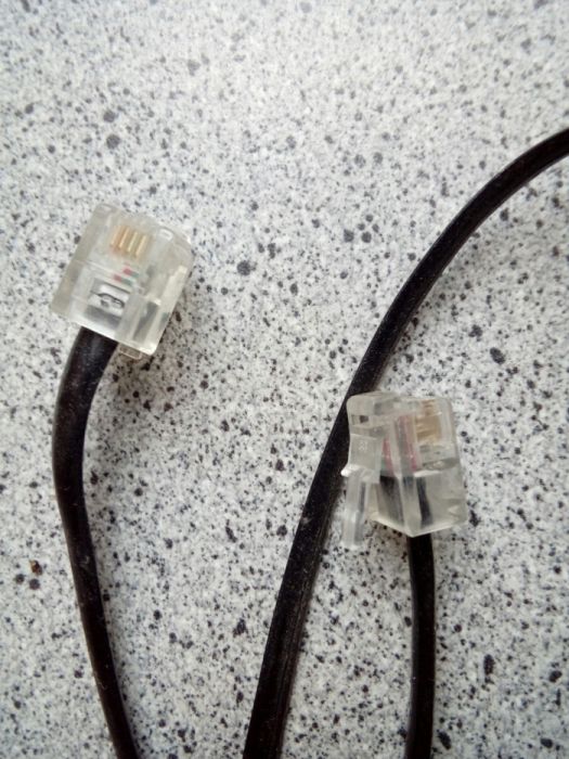 Sprzedam kabel telefoniczny/internetowy/modemowy