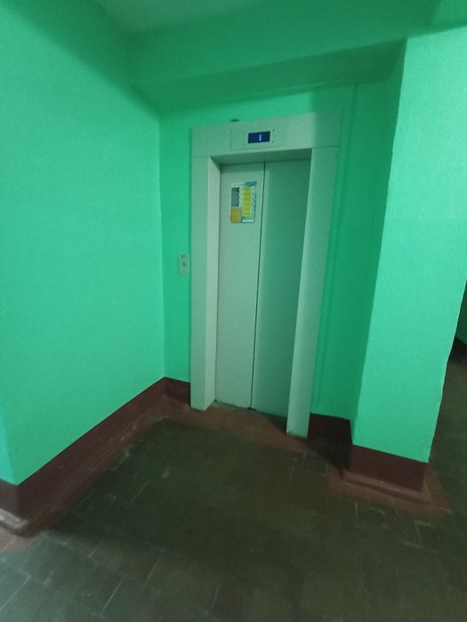 1к. велика 39м.кв. Центр. Цегляний будинок.