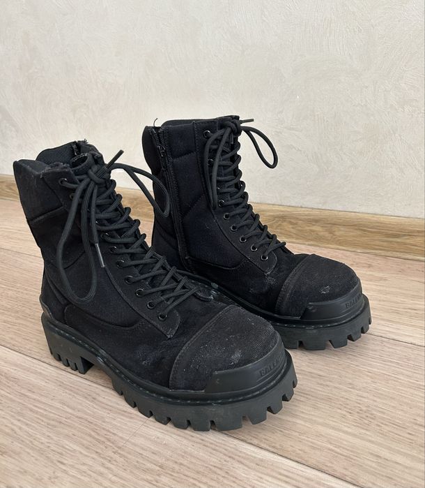 Balenciaga Strike Boots баленсиага страйки ботинки