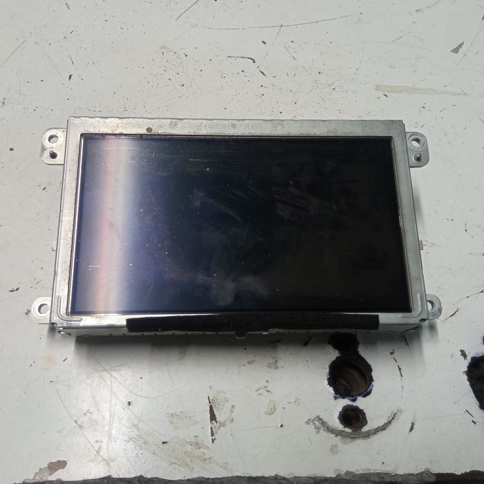 Wyświetlacz LCD Audi A4B8
