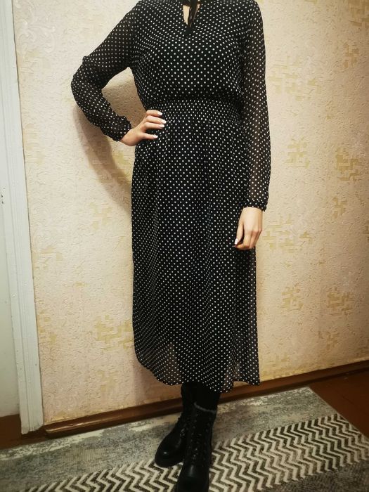 Сукня чорна в горошок, шифонова