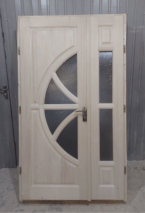 Двері з масиву.Вхідні та міжкімнатні.Від виробника