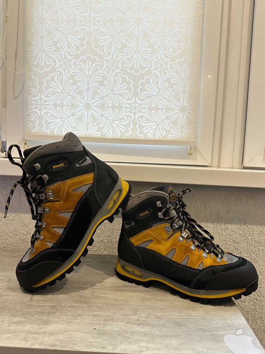 Ботинки Туристические MEINDL Gore-Tex (40.5р. 26 см) Original