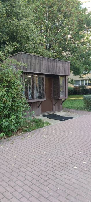 Kiosk Pawilon handlowy Kraków okolice DH.WANDA.