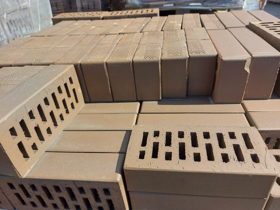 Cegła klinkierowa lode brunis, brązowa, dziurawka, klinkier