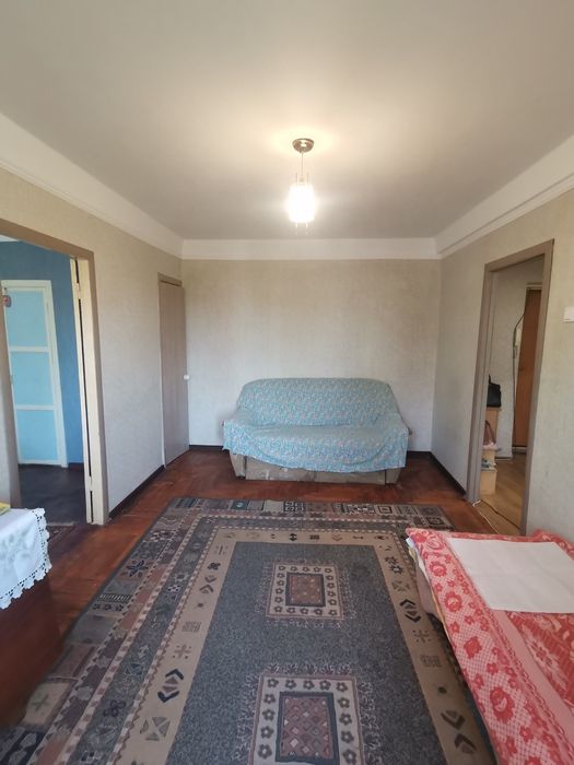 Продам 2х ком квартиру в центре города