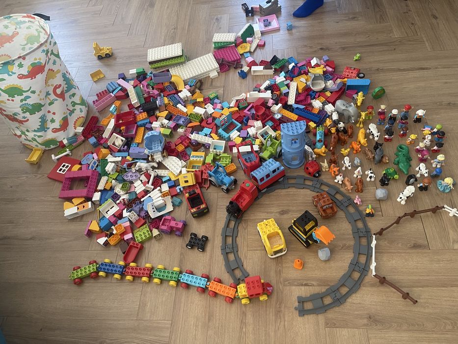Ogromny zestaw klockow lego duplo