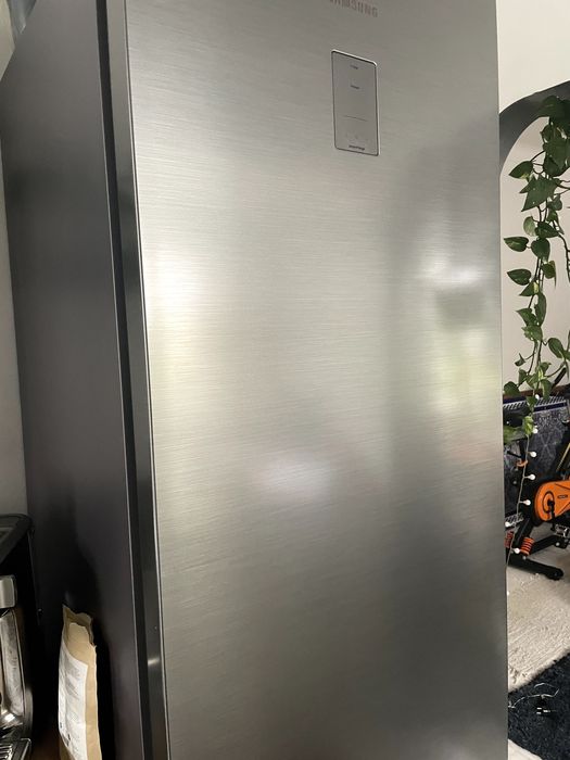 Frigorífico Combinado SAMSUNG RB38C672CS9/EF (No Frost