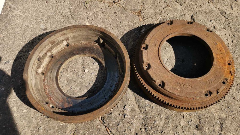 Октавия Гольф маховик сцепления венец маховика 1.6 бензин 027105273