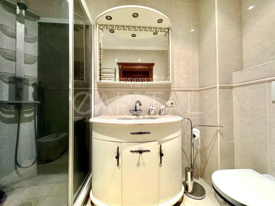 Продаж квартири, вул. Предславинська, Печерський р-н