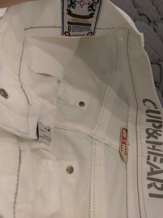 Джинсы белые Denim