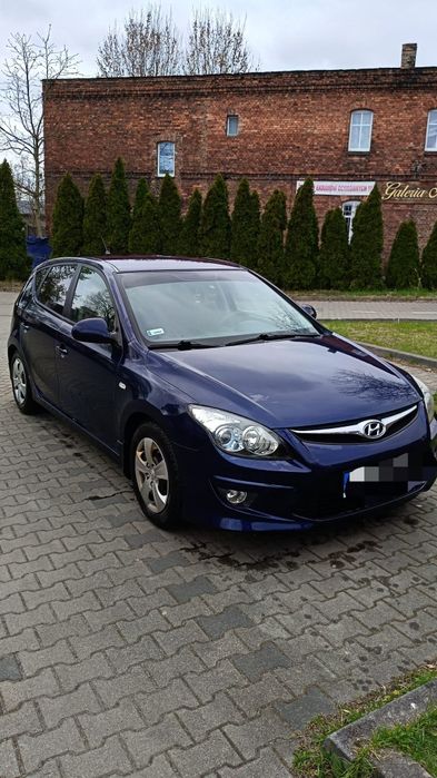 Sprzedam Hyundai i30 1,6 126km Pb plus  gaz 2011r