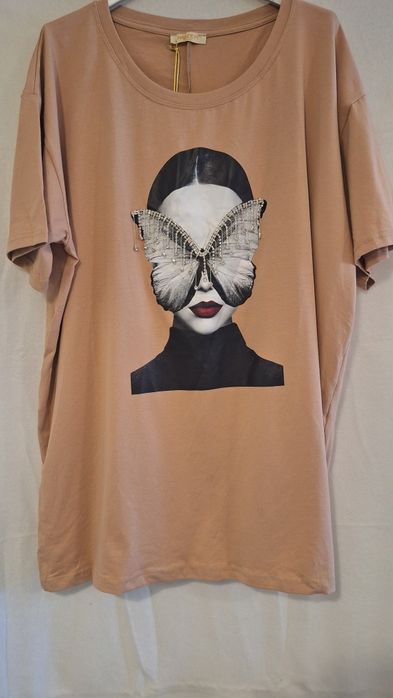 Bluzka zdobiona. Motyl kobieta.