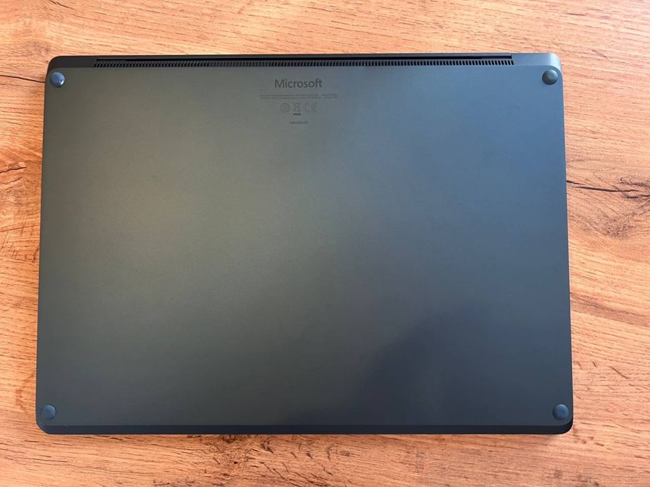 Microsoft Surface 2  i7 16/512