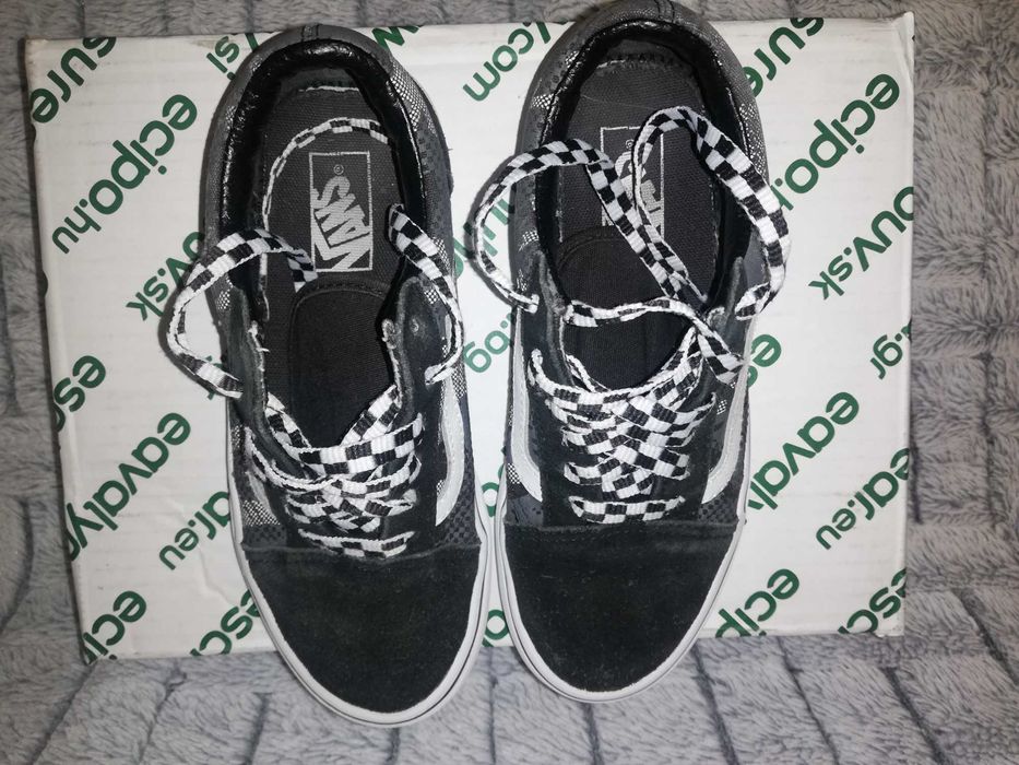 Tenisówki VANS Old Skool jak nowe skóra r.32
