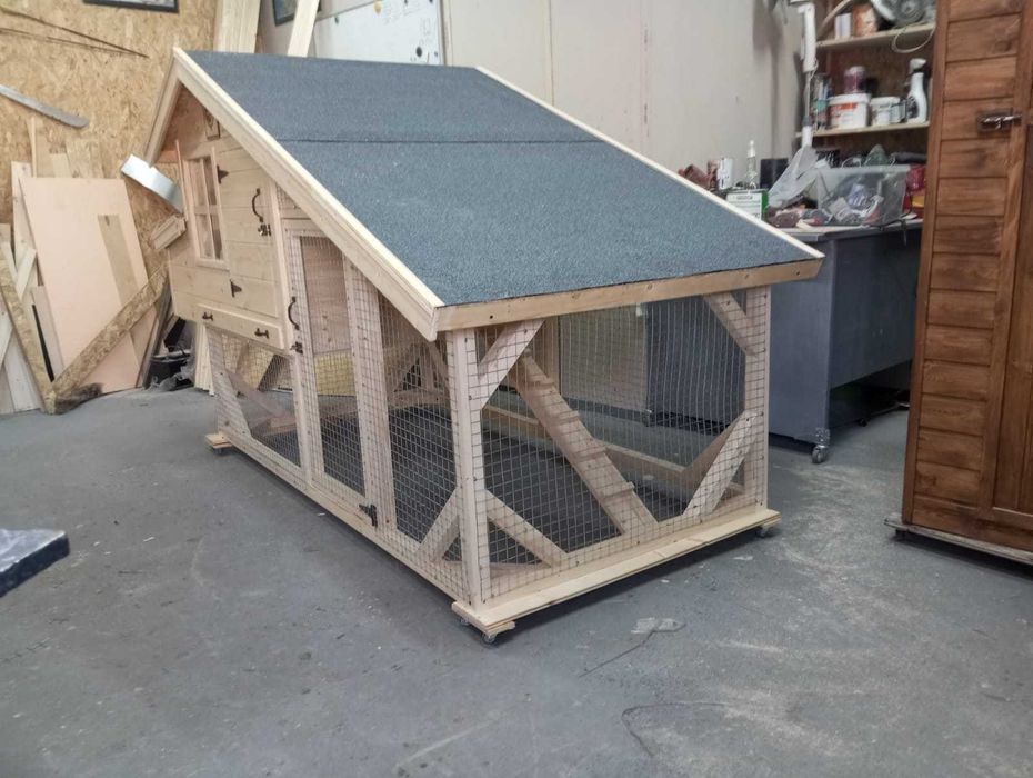 Курятник,курник на 7-10 птиц,освещене,обогрев. Доставка по Украине.