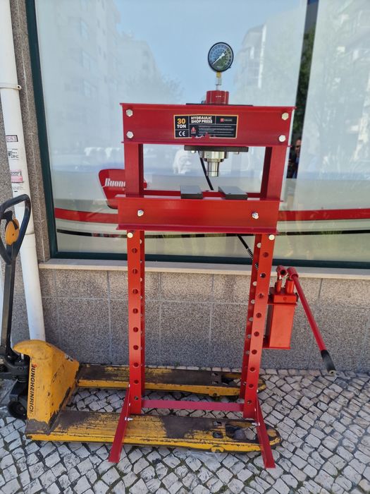 Prensa de 30 toneladas novoa