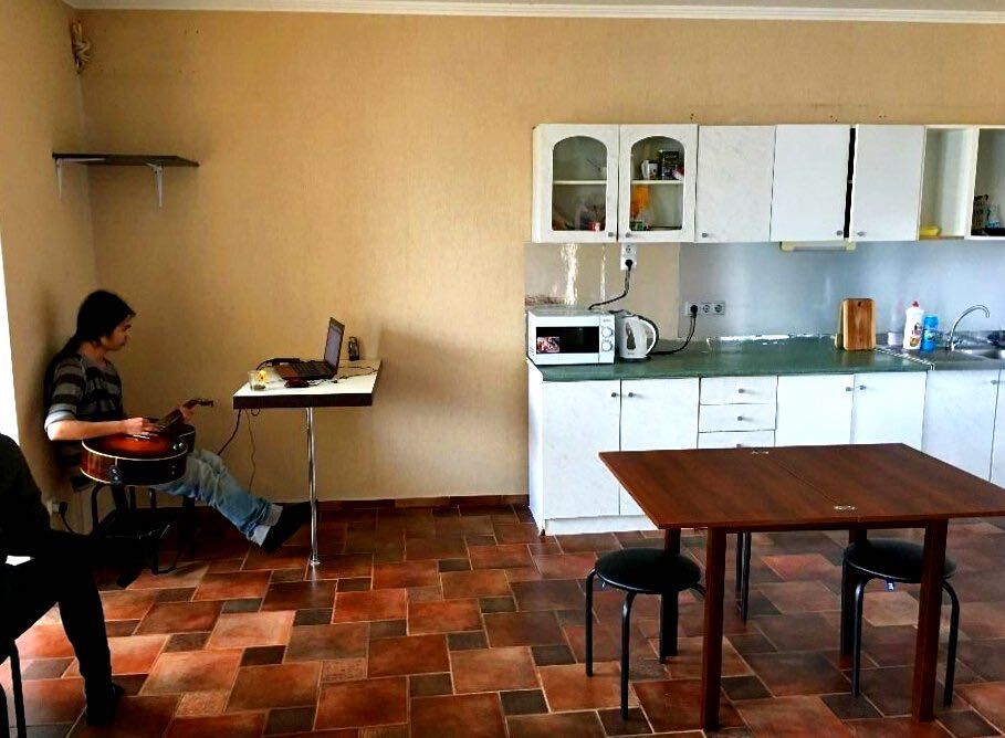 Хостел Киев метро Контрактовая Площадь Почтовая Подол Есть места !