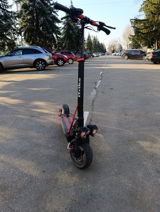 Продам електросамокат