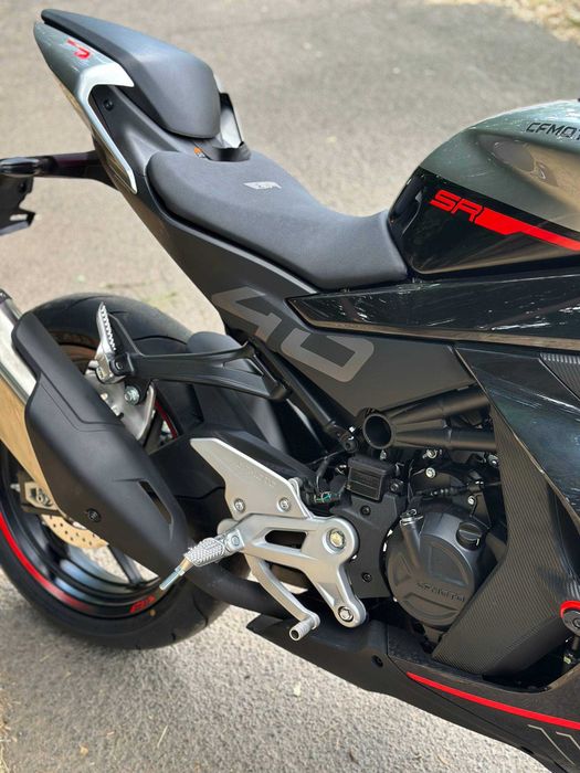 Мотоцикл CFMOTO 450SR