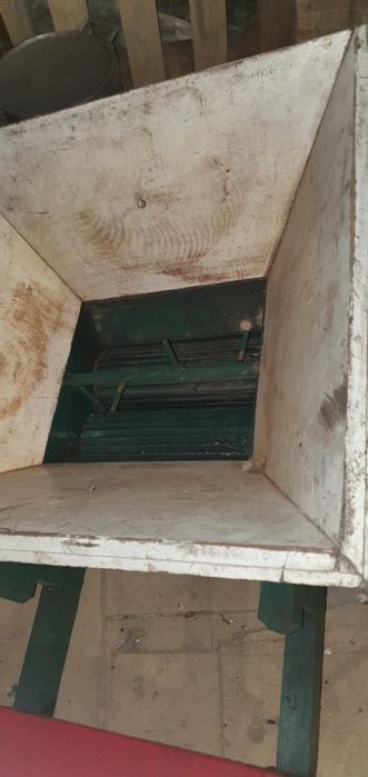 Dorna prensa e esmagadeira