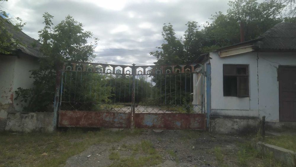 Нежитлова будівля