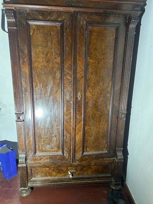 Antyczna Szafa Orzechowa Czeczota – Biedermeier / Eklektyzm