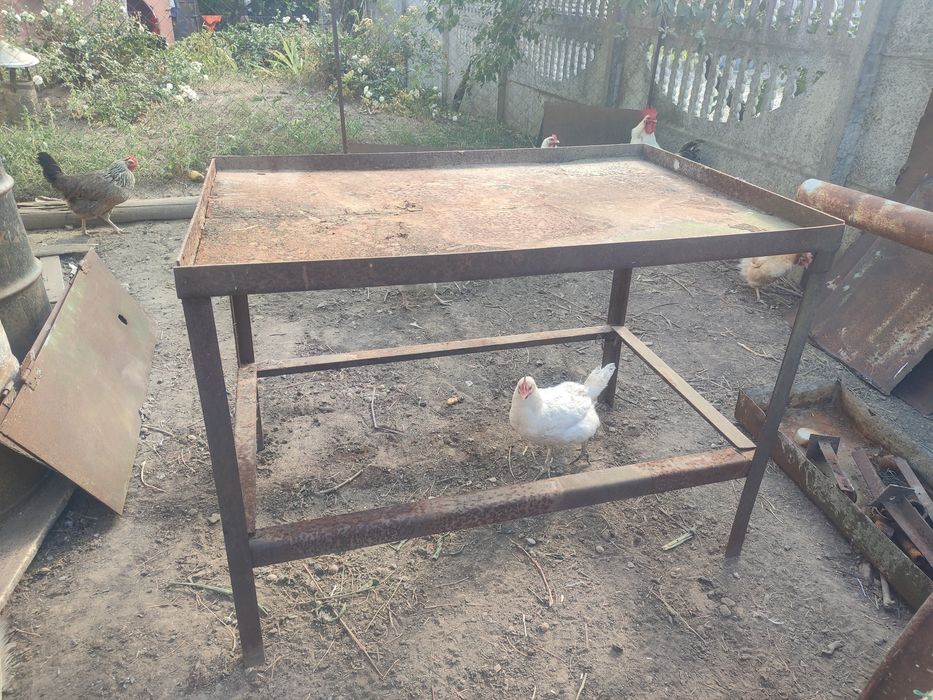 Металлический Стол для гаража