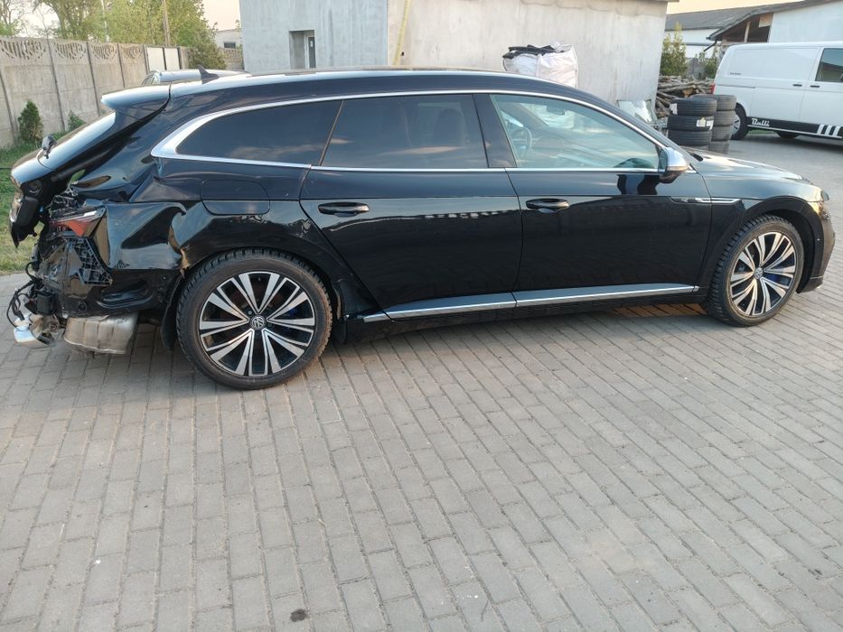VW Arteon R 320 km