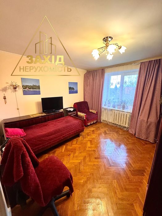 2 кімнатна р-н вул. Ковельська 3 поверх